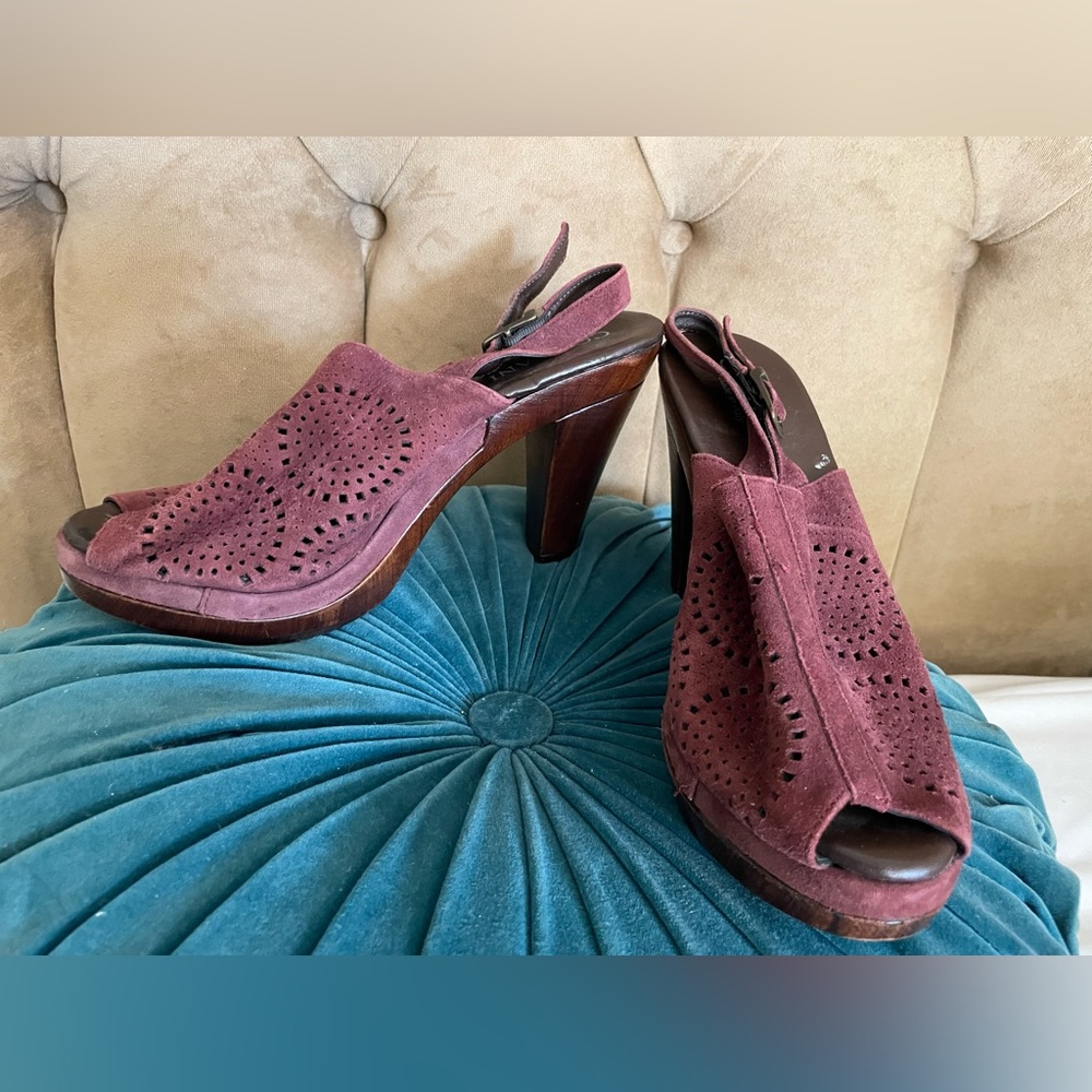 CORDANI Suede Platform Heels Plum Color Size 8 - Made in Italy